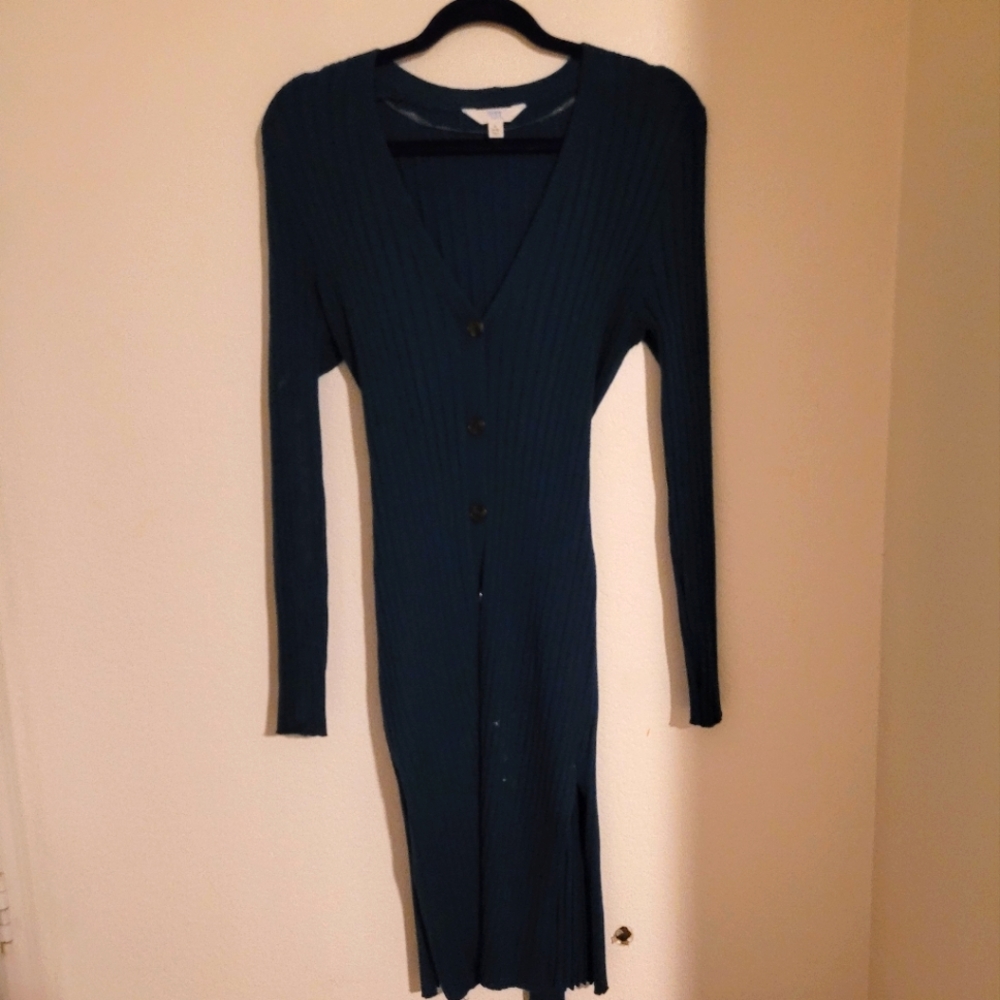 A deep blue long sleeved jacket/ shawl